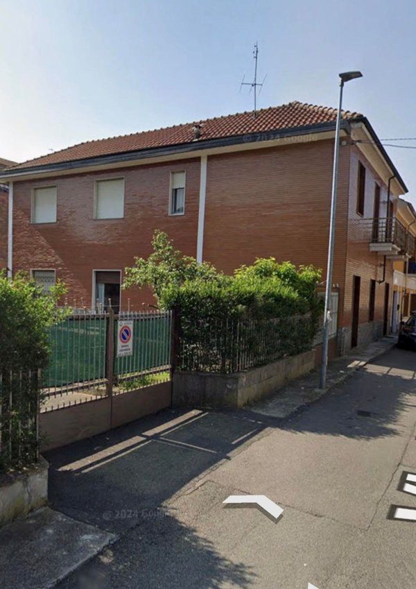casa indipendente in vendita a Nichelino