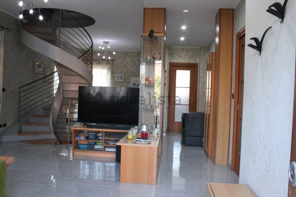 casa indipendente in vendita a Nichelino