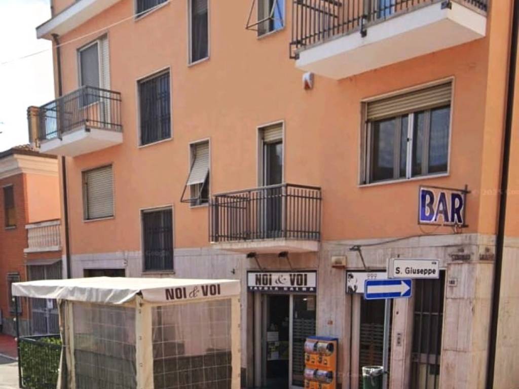 negozio in vendita a Nichelino