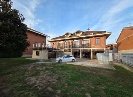 casa indipendente in vendita a Nichelino