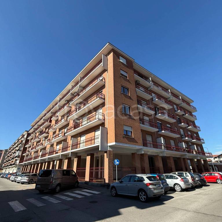 appartamento in vendita a Nichelino in zona Crociera