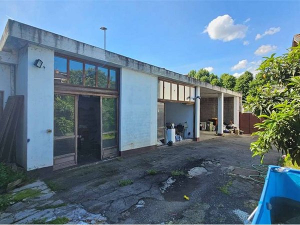 casa indipendente in vendita a Nichelino