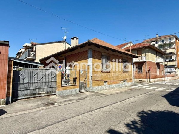 casa indipendente in vendita a Nichelino