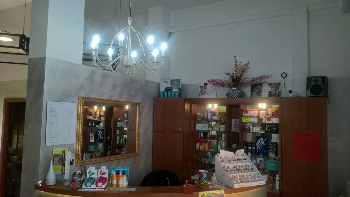 negozio in vendita a Nichelino