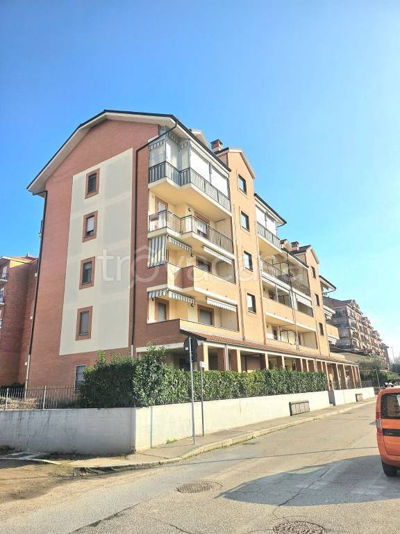 appartamento in vendita a Nichelino in zona Crociera