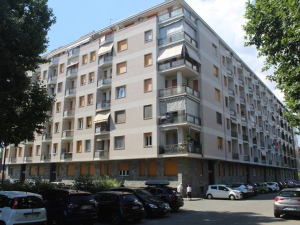 appartamento in vendita a Nichelino in zona Crociera