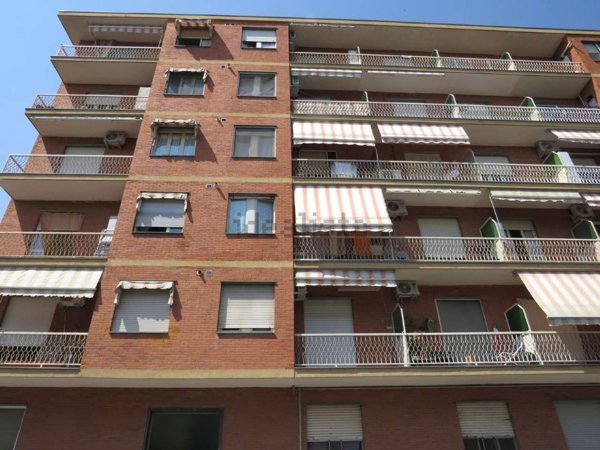 appartamento in vendita a Nichelino in zona Crociera