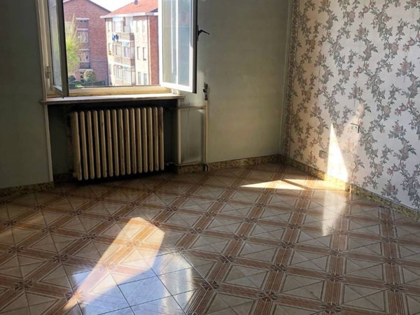 appartamento in vendita a Nichelino in zona Crociera