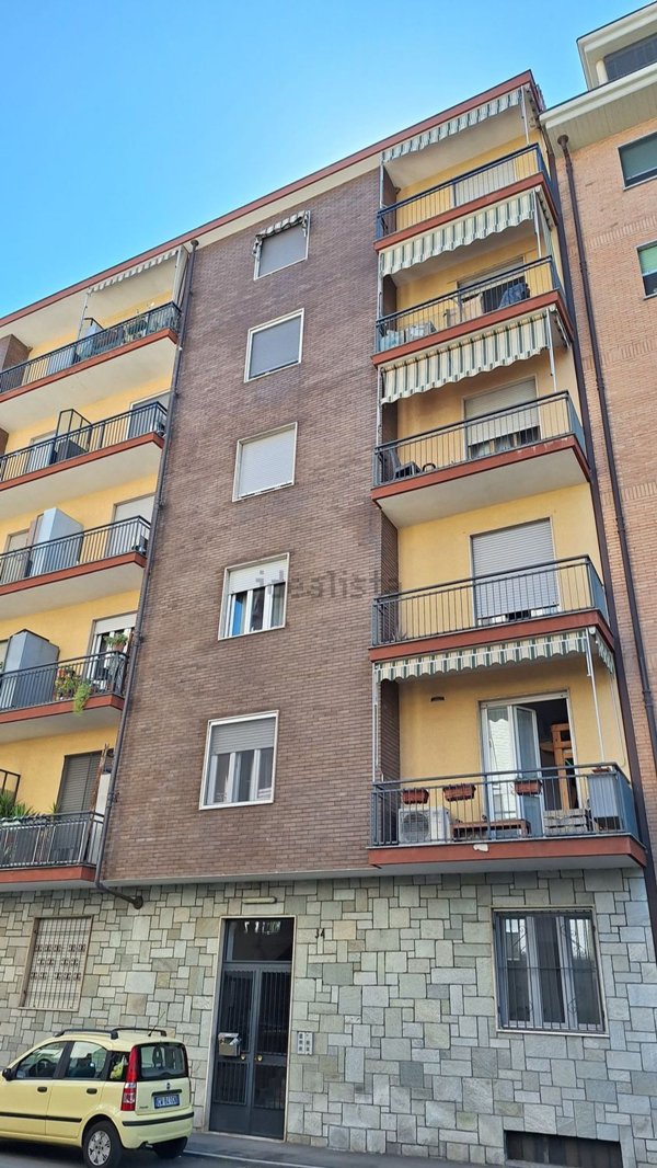 appartamento in vendita a Nichelino in zona Crociera