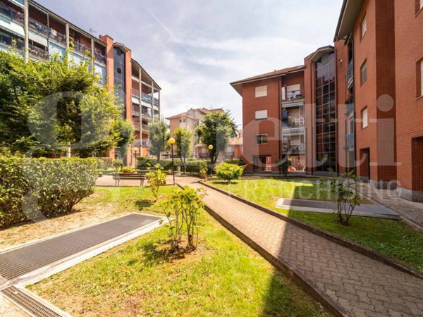 appartamento in vendita a Nichelino in zona Crociera