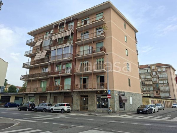 appartamento in vendita a Nichelino in zona Crociera