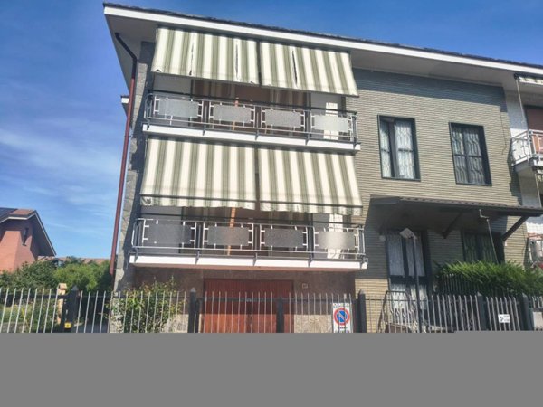 casa indipendente in vendita a Nichelino