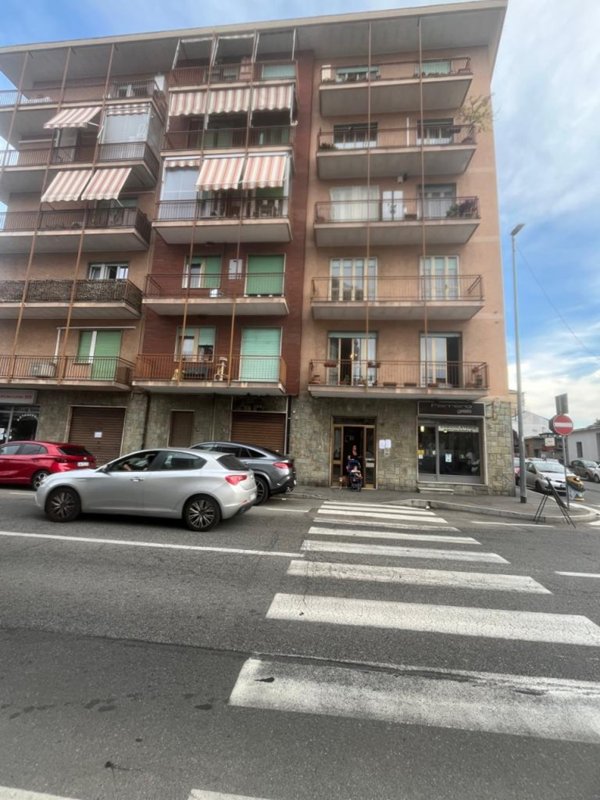 appartamento in vendita a Nichelino in zona Crociera
