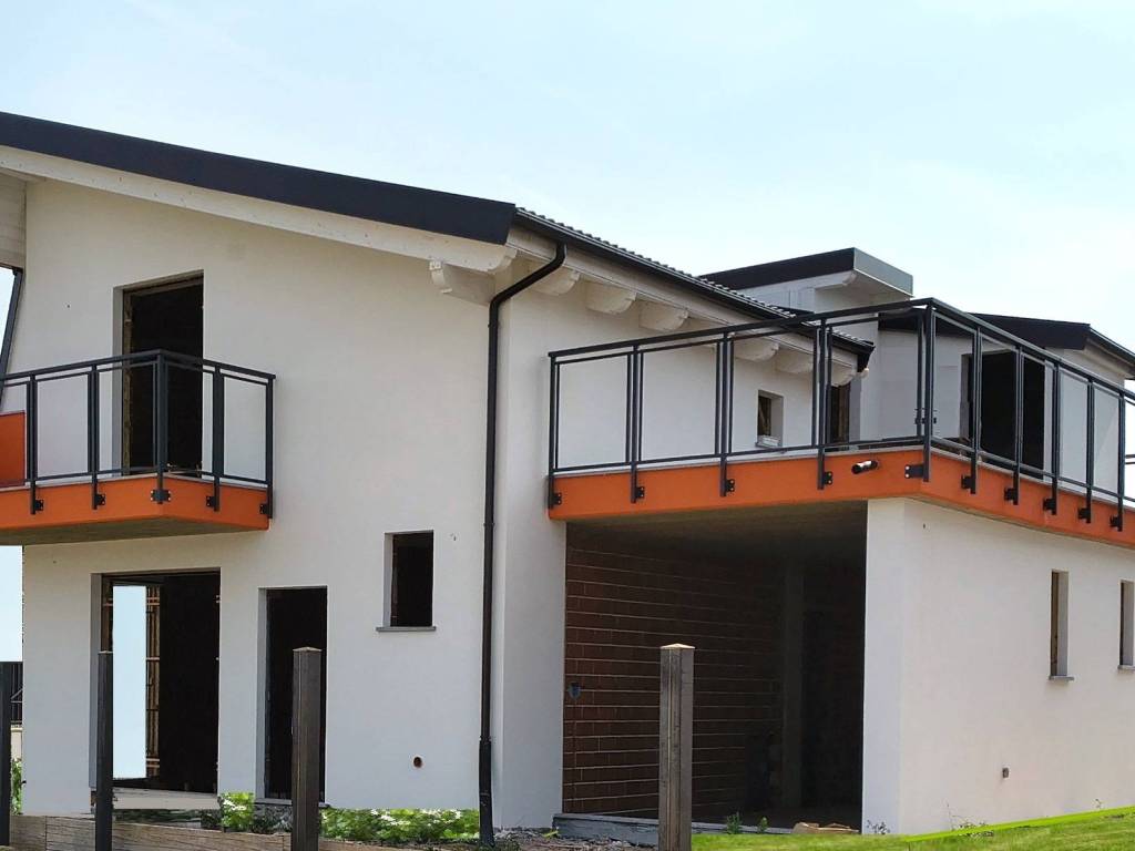 casa indipendente in vendita a Nichelino