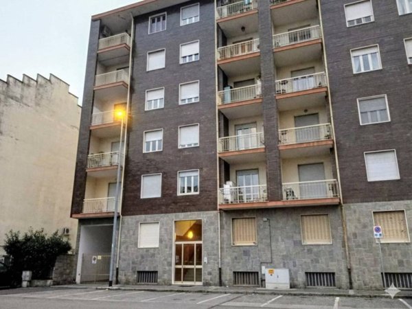 appartamento in vendita a Nichelino in zona Crociera