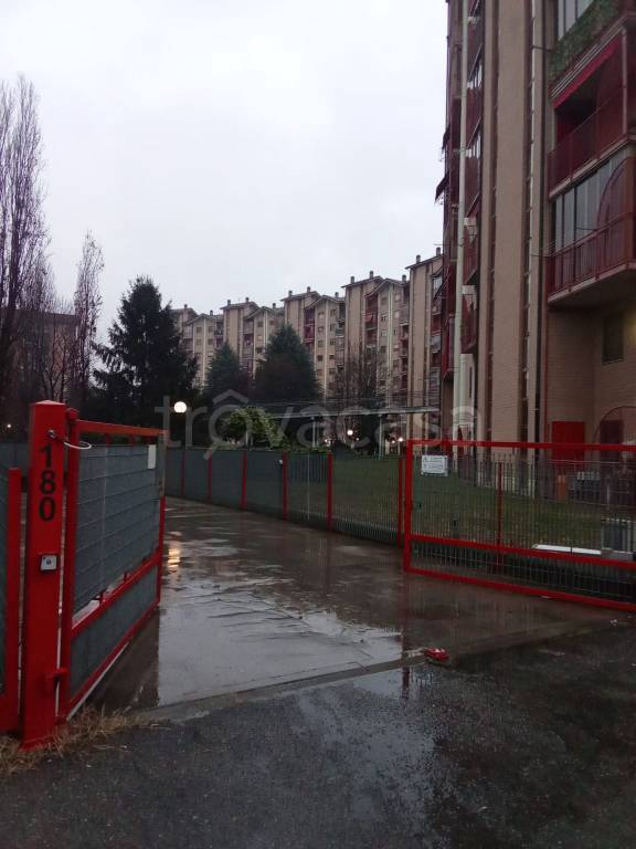 box auto in vendita a Nichelino in zona Crociera