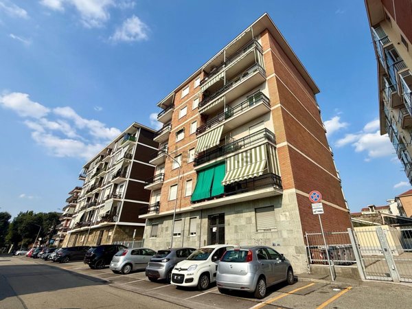 appartamento in vendita a Nichelino in zona Crociera