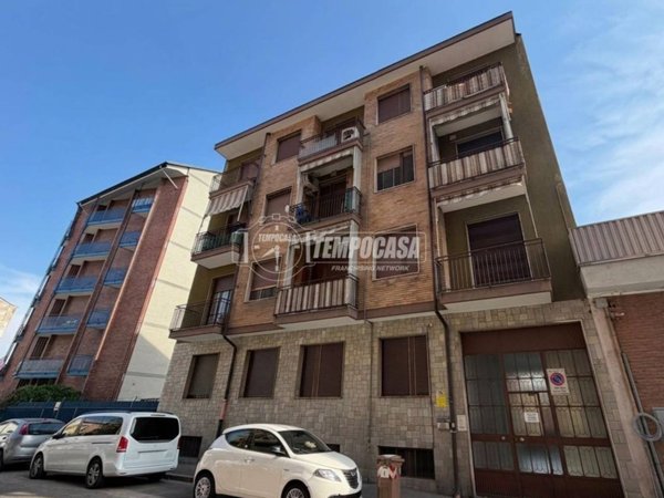 appartamento in vendita a Nichelino in zona Crociera