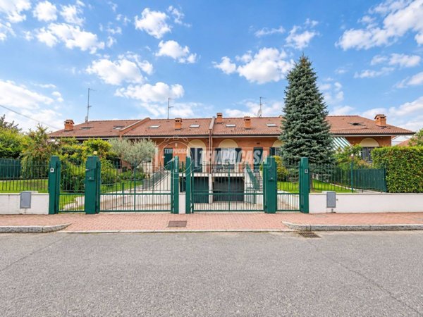 casa indipendente in vendita a Nichelino