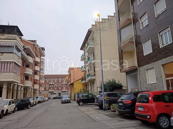 appartamento in vendita a Nichelino in zona Crociera