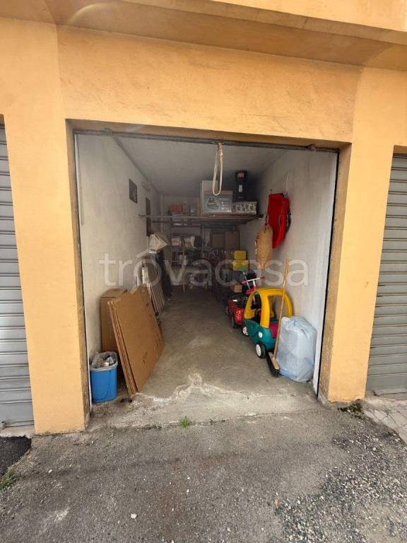 box auto in vendita a Nichelino in zona Crociera