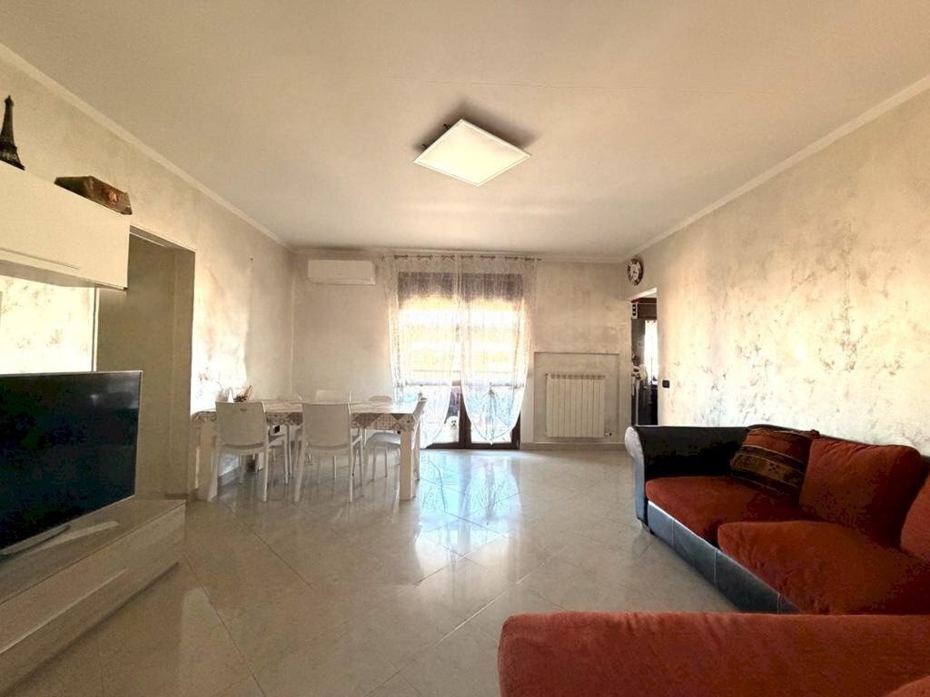 appartamento in vendita a Nichelino in zona Crociera