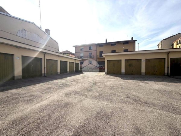 box auto in vendita a Nichelino in zona Crociera