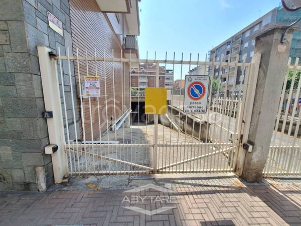 box auto in vendita a Nichelino in zona Crociera
