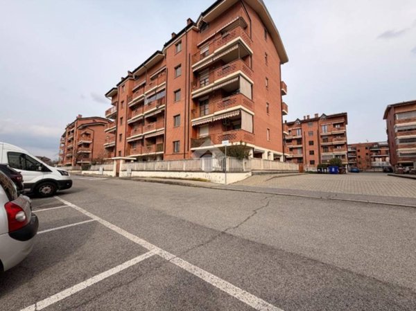 box auto in vendita a Nichelino in zona Crociera