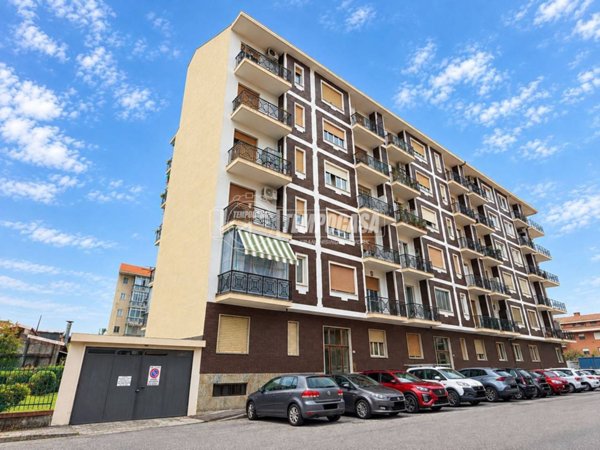 appartamento in vendita a Nichelino in zona Crociera