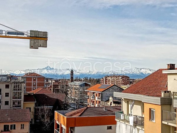 appartamento in vendita a Nichelino in zona Crociera