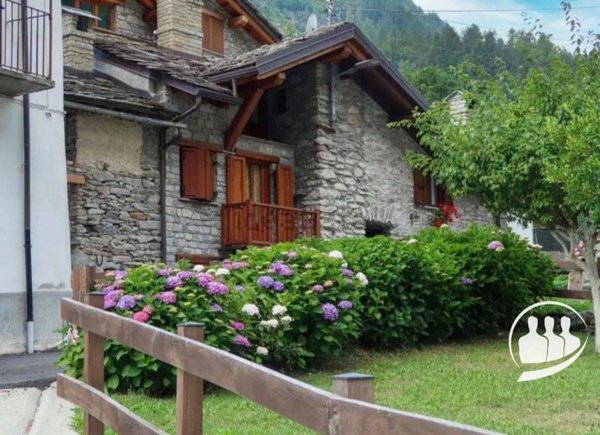 casa indipendente in vendita a Noasca
