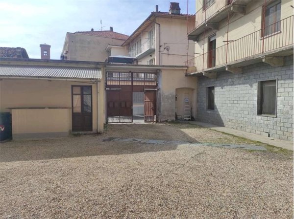 casa indipendente in vendita a Nole