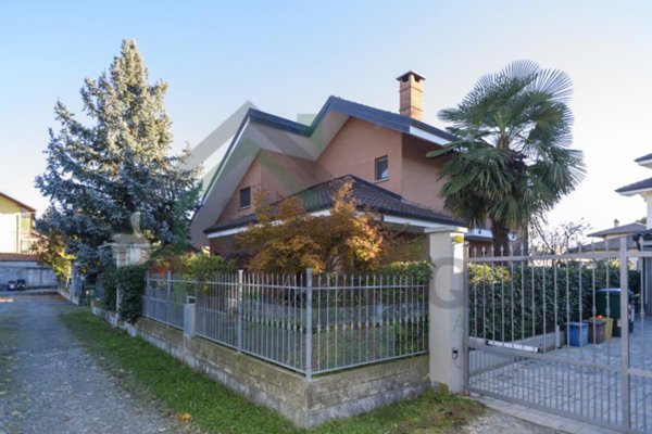 casa indipendente in vendita a Nole