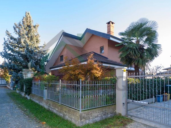 casa indipendente in vendita a Nole