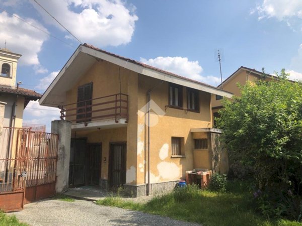 casa indipendente in vendita a Nole