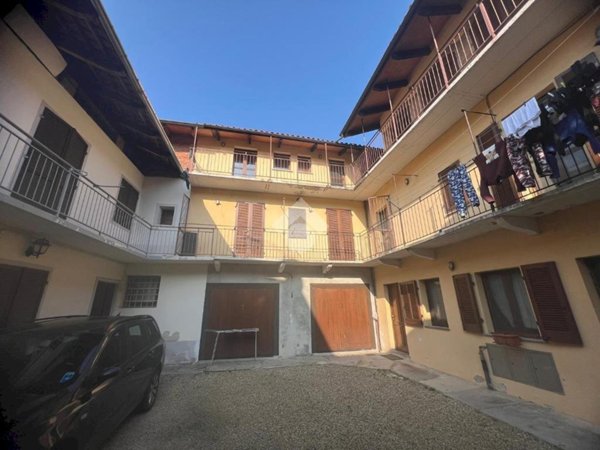 casa indipendente in vendita a Nole