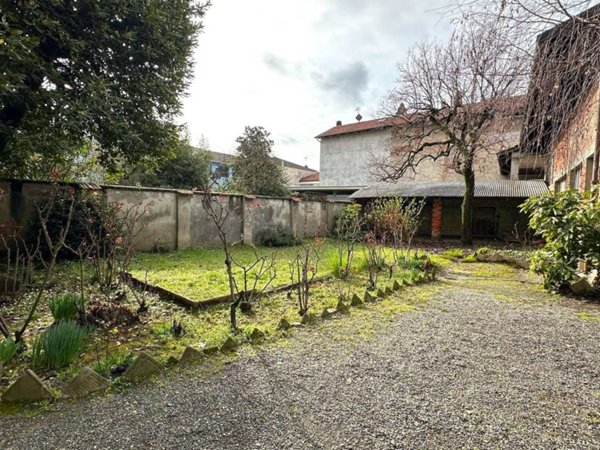 casa indipendente in vendita a Nole