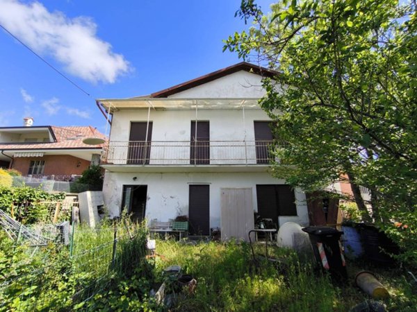 casa indipendente in vendita a Nole in zona Vauda