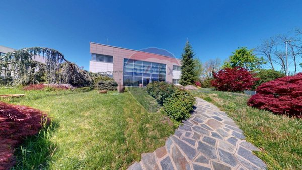 locale di sgombero in vendita a Nole