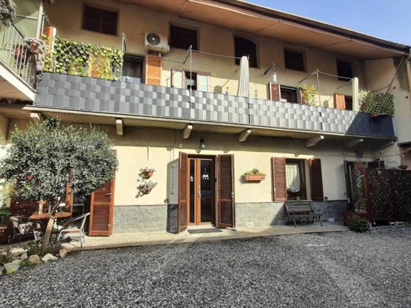casa indipendente in vendita a Nole