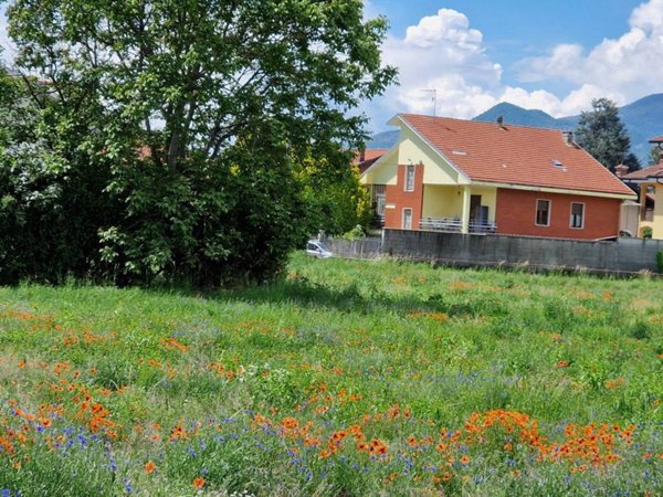 casa indipendente in vendita a Nole