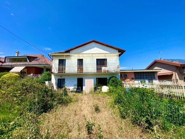 casa indipendente in vendita a Nole