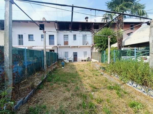 casa indipendente in vendita a Nole