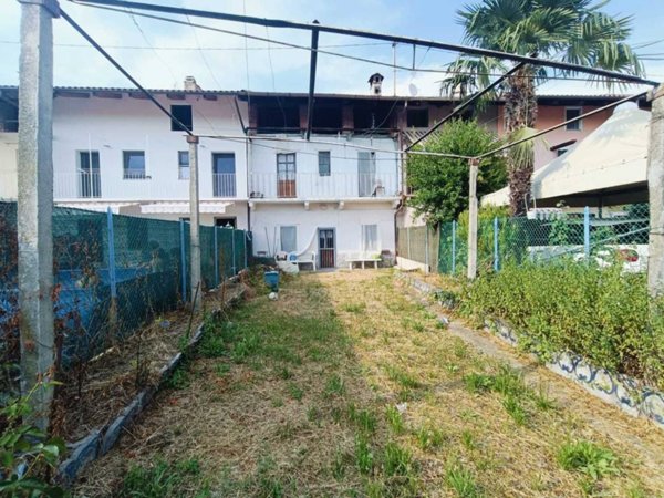 casa indipendente in vendita a Nole