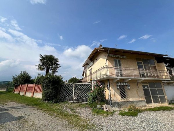 casa semindipendente in vendita a Nole