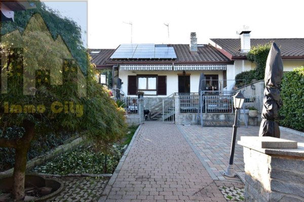 casa indipendente in vendita a Nole in zona Vauda