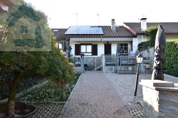 casa indipendente in vendita a Nole in zona Vauda