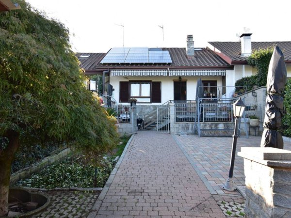 casa indipendente in vendita a Nole in zona Vauda