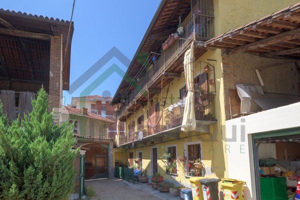casa indipendente in vendita a Nole